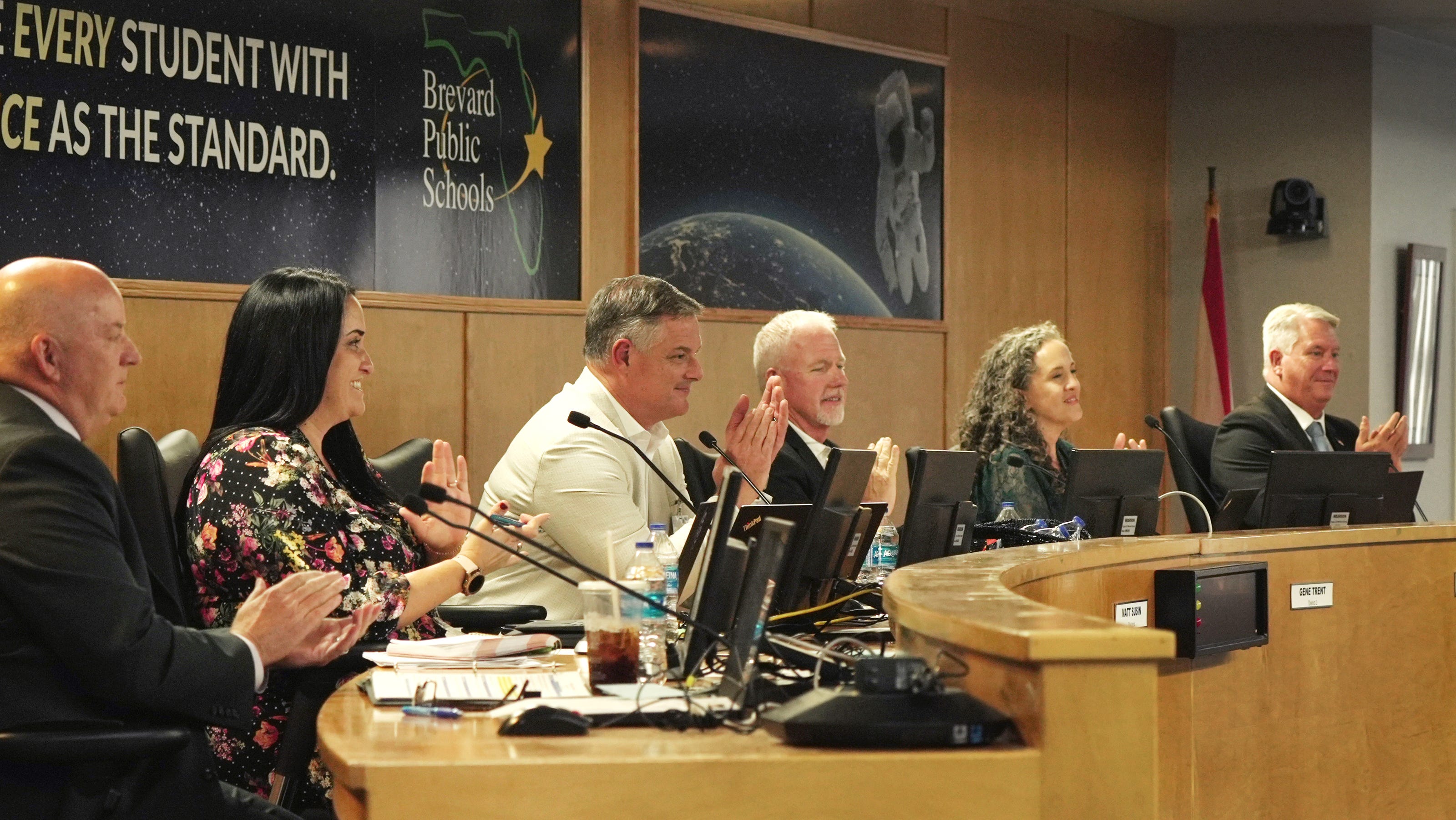 Comments on lobbyists, walkouts dominate Brevard school board meeting