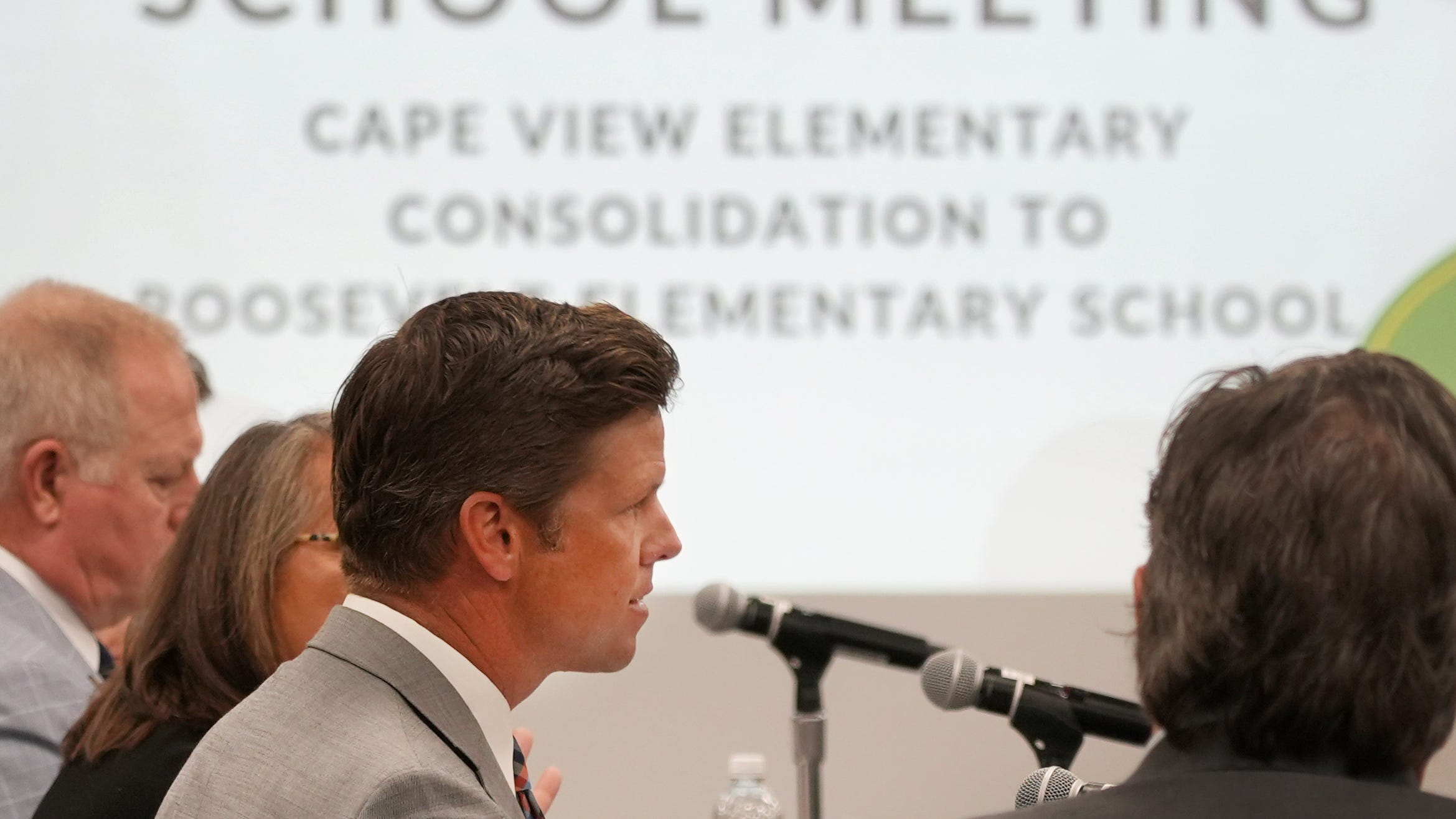 Cape Canaveral council asks school board to postpone Cape View closure